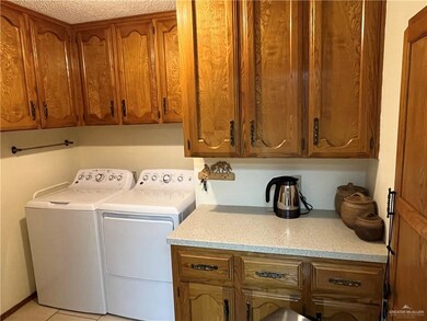 328 Diana Dr, Alamo, TX 78516 - photo 7