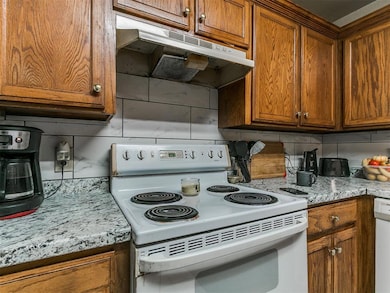 817 Shadowhill St, Norman, OK 73071 - photo 7