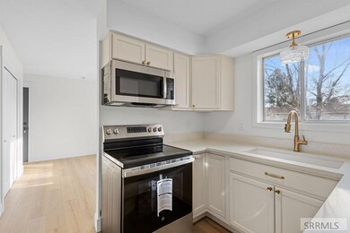 4100 Greenwillow Ln, Idaho Falls, ID 83401 - photo 5