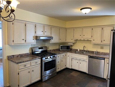 425 N 14th Ave, Beech Grove, IN 46107 - photo 6