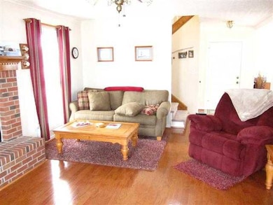 102 Hudson Ln, Jacksonville, NC 28540 - photo 5