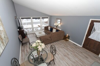 1212 Sacramento Dr, Carpentersville, IL 60110 - photo 6