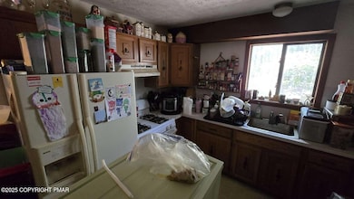 186 Kindling Dr, Blakeslee, PA 18610 - photo 7