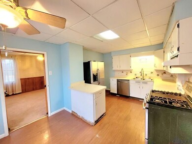 2110 Pitt Ave, Johnstown, PA 15905 - photo 7