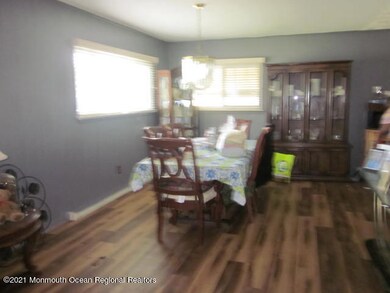 598 Wayside Npt 010