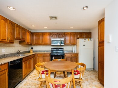 40 Greenleaf St unit 501, Quincy, MA 02169 - photo 3