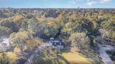 1103 E Arch St, Lancaster, SC 29720 - photo 5