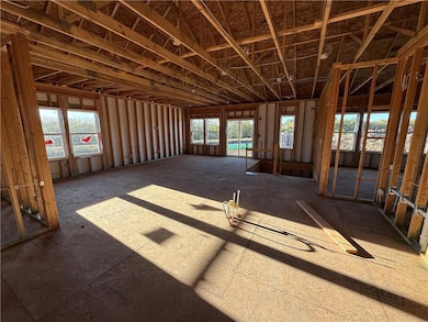 1204 SE Windbreak Dr, Lee's Summit, MO 64081 - photo 2