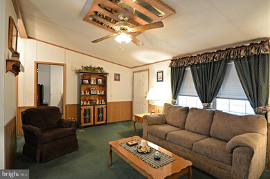 202 Cricklewood Ct, Lancaster, PA 17603 - photo 5