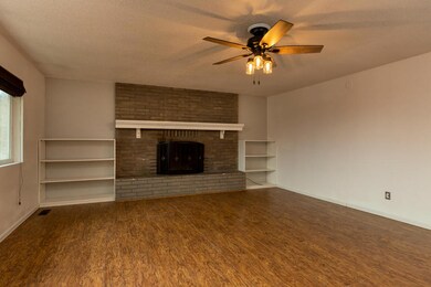 6723ShastaWay-26