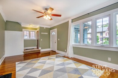 227 Carlton Ave SE - Steve Volkers Group