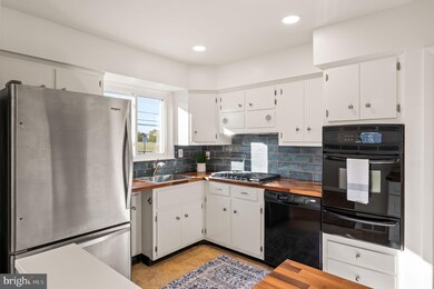 422 S Central Blvd, Broomall, PA 19008 - photo 7