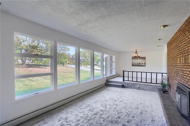 212 Ridgeway Dr, Baden, PA 15005 - photo 7