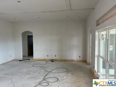 2709 Sun Point Cir, Copperas Cove, TX 76522 - photo 3