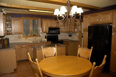 4880 kitchen2-small
