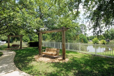 2905FiveOaksAcrossSt