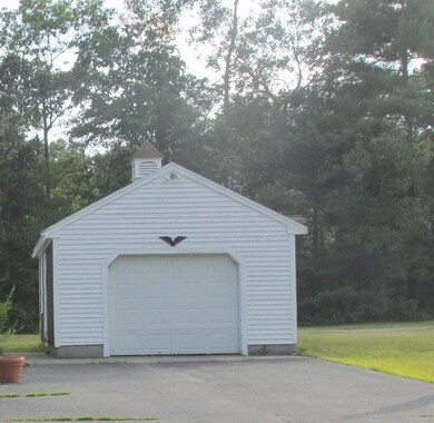 22 Catacunemaug Rd, Shirley, MA 01464 - photo 2