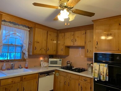 1 Tami Ln, Burlington, MA 01803 - photo 4