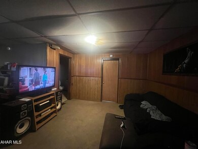 617 N 2nd St, Altoona, PA 16601 - photo 4