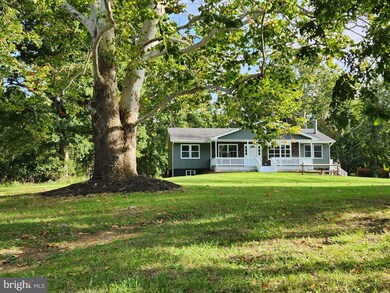 201 Cottonwood Dr, Summit Point, WV 25446 - photo 3