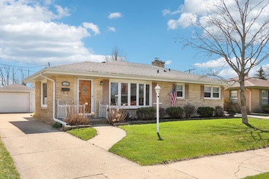 4-web-or-mls-Sheraton Dr-2504-004