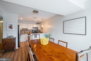 11579 Maple Ridge Rd, Reston, VA 20190 - photo 6