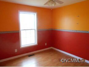 19 Homeplace Dr, Leicester, NC 28748 - photo 6