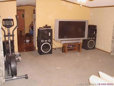 Spacious living room. TV can stay with home with t