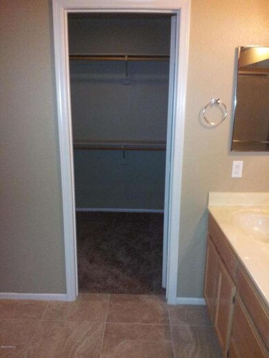 Master Bath/Walk-in-Closet