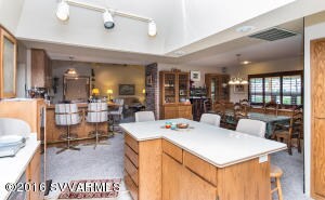 007_Kitchen