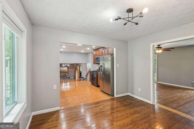 2201 Colonial Oak Way, Stone Mountain, GA 30087 - photo 6