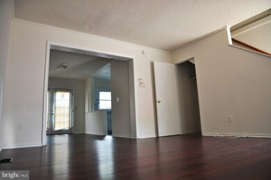 2003 Brunt St, Baltimore, MD 21217 - photo 4