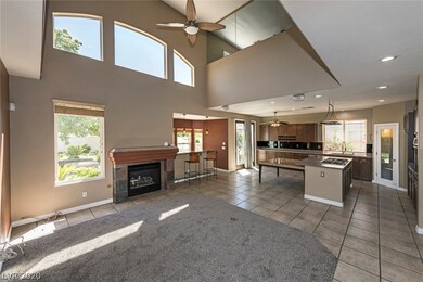 Open Kitchen W/ Family Room adjacent!!!