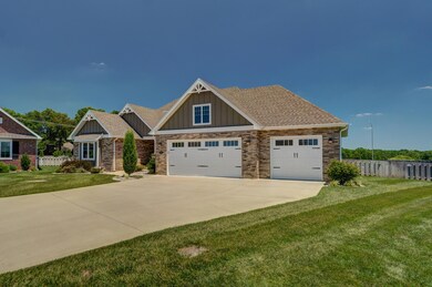 904 E Clare Ct-45