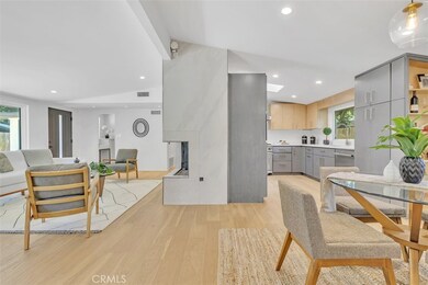 4812 Peonia Rd, Woodland Hills, CA 91364 - photo 4