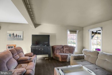 554 Hope Rd, New Bloomfield, PA 17068 - photo 7