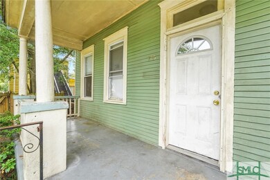 715 W 39th St, Savannah, GA 31415 - photo 4
