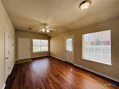 3107 Yaupon Rd unit A, Copperas Cove, TX 76522 - photo 2