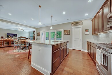 2001 Creekside Manor Ln, Knoxville, TN 37932 - photo 7