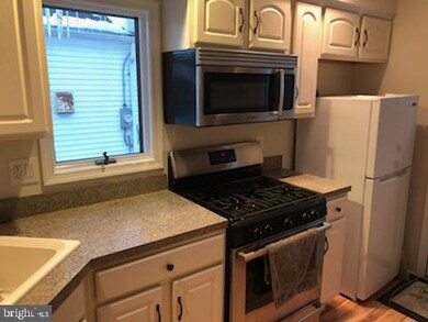 2596 Fernwood Ave, Abington, PA 19001 - photo 6