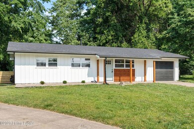 3-web-or-mls-9821 Merioneth Ct-03