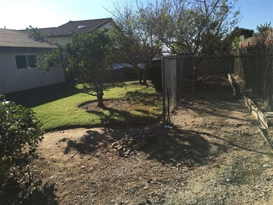 Nice flat yard perfect for kids and pets!!