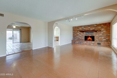 002_Living Room