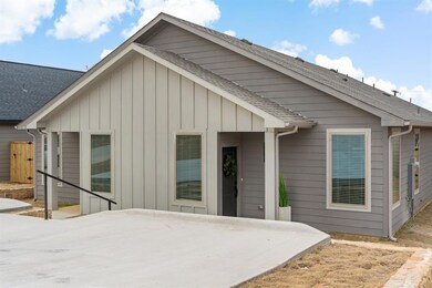 1301 Bells Dr, Denison, TX 75021 - photo 3