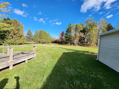 4154 N Mackinaw Rd, Pinconning, MI 48650 - photo 4