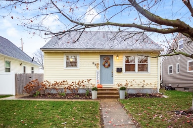 860 Palmer Rd, Columbus, OH 43212 - photo 2