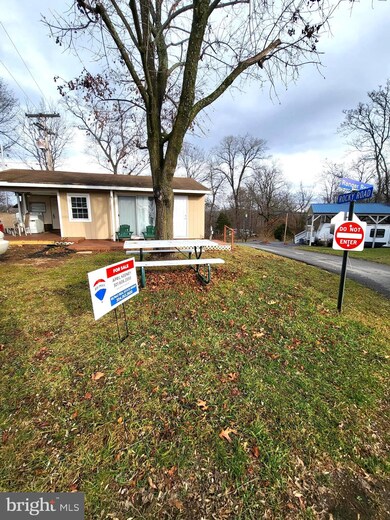 25-13 Ranger Rd, Falling Waters, WV 25419 - photo 3