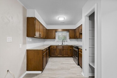 3437AuburnRd-04
