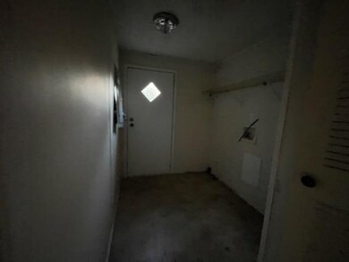 708 Edgewater Dr, Byron, GA 31008 - photo 7