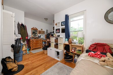 45 Clifton St unit 45, Cambridge, MA 02140 - photo 3